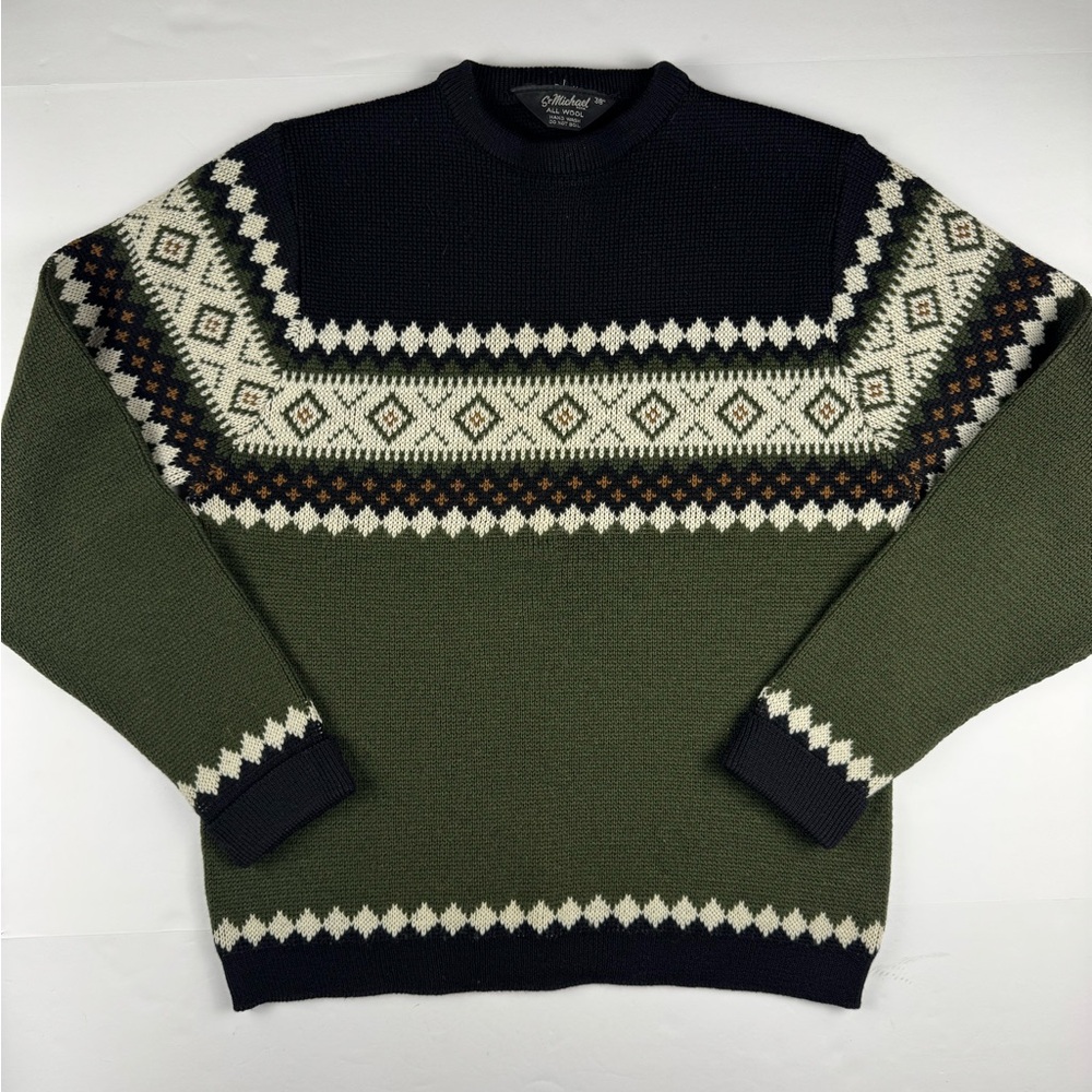 Vintage men’s wool Olive Green Fair Isle Knit Sweater